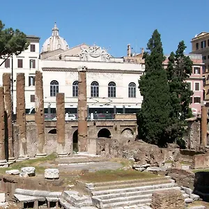Relais Teatro Argentina איטליה
